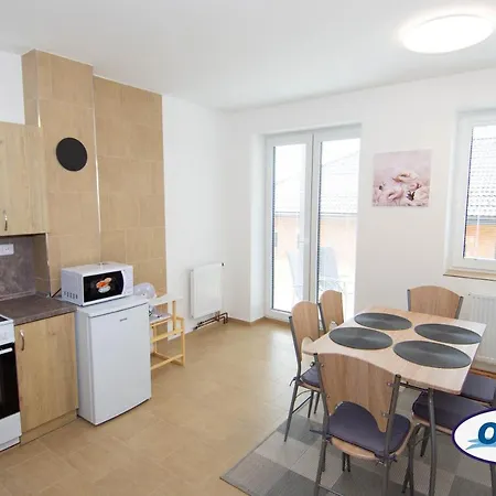 شقة Apartman Letajici Kolo